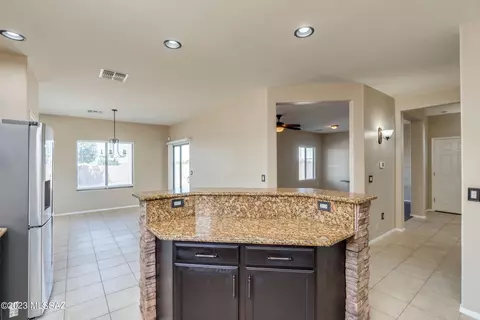 9277 E Bronze Hill Dr, Vail, AZ 85641 photo 15