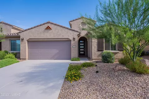 1485 E Basalt Dr, Green Valley, AZ 85614