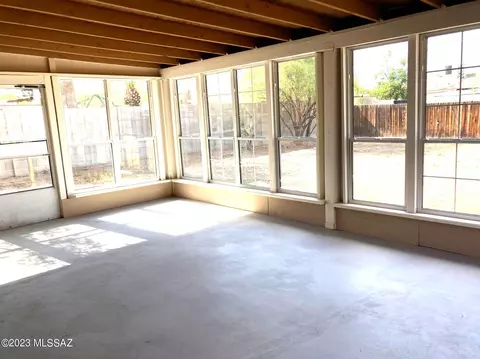 4641 E 9th St, Tucson, AZ 85711 photo 3