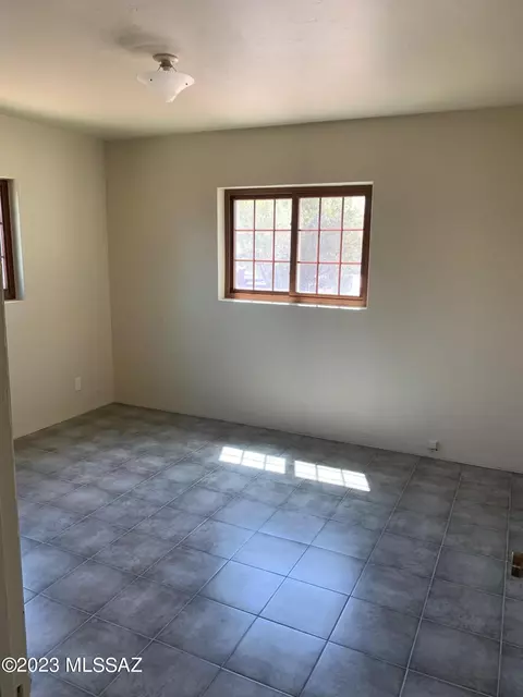 4641 E 9th St, Tucson, AZ 85711 photo 11
