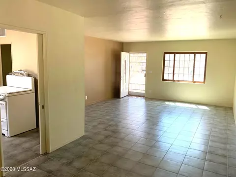 4641 E 9th St, Tucson, AZ 85711 photo 8