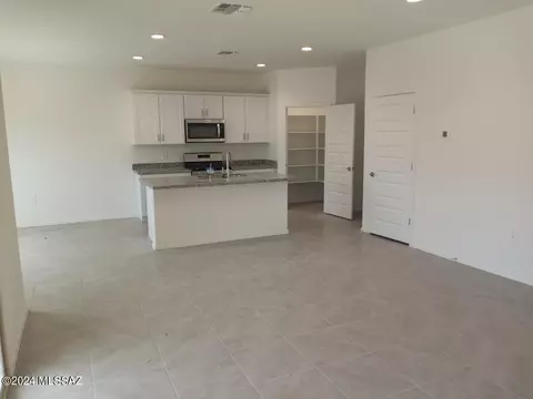 12158 E Rose Frances Dr E, Vail, AZ 85641 photo 3