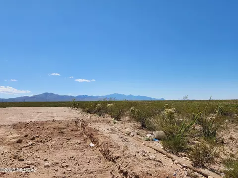 12034 E Patricia Ann Dr E, Vail, AZ 85641 photo 3