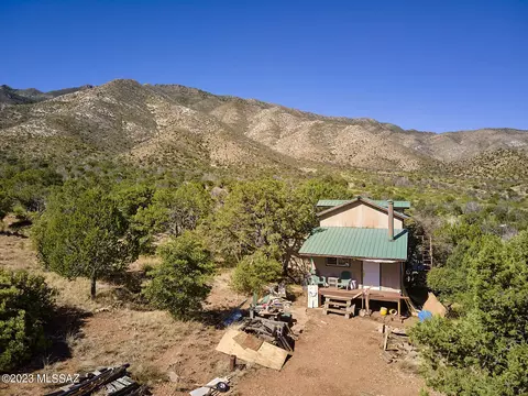 1208 S Buck Run, San Simon, AZ 85632