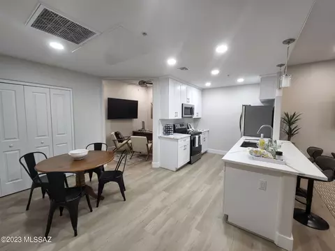2038 E River Rd #101, Tucson, AZ 85718 photo 8