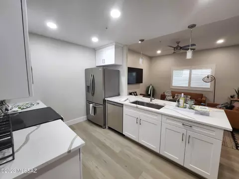 2038 E River Rd #101, Tucson, AZ 85718 photo 10