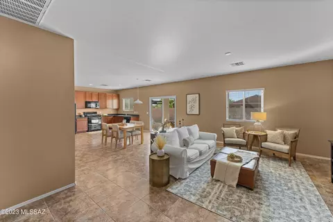 6988 S Filaree Pl, Tucson, AZ 85756