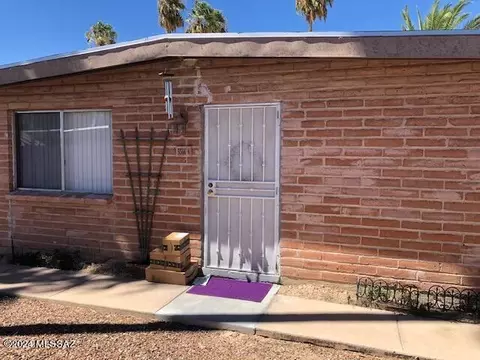 5566 E Glenn St, Tucson, AZ 85712