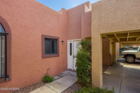 3980 N Roger Ln, Tucson, AZ 85719