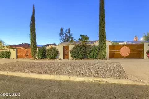 3033 E 3rd St, Tucson, AZ 85716