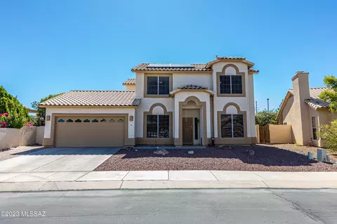 8893 N Willeta Dr, Tucson, AZ 85743