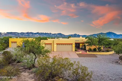 18297 S Wilmot Rd, Sahuarita, AZ 85629