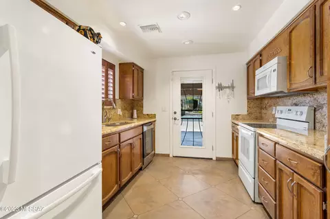 4247 E Allison Rd, Tucson, AZ 85712 photo 9