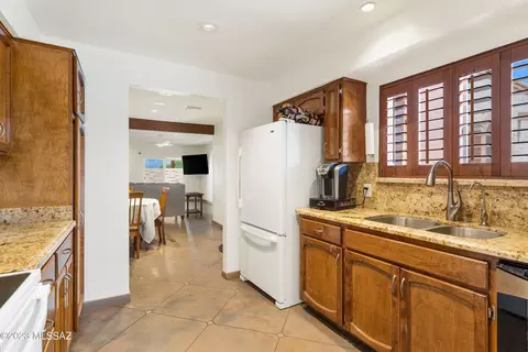 4247 E Allison Rd, Tucson, AZ 85712 photo 10