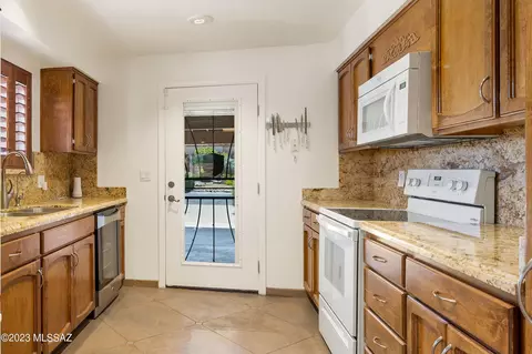4247 E Allison Rd, Tucson, AZ 85712 photo 7