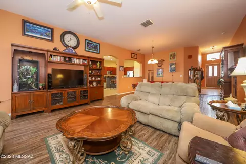830 S Willis Ave, Vail, AZ 85641 photo 9