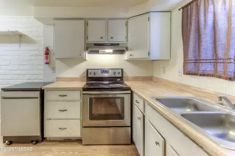 1946 E Hedrick Dr, Tucson, AZ 85719 photo 11