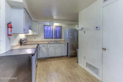 1946 E Hedrick Dr, Tucson, AZ 85719 photo 10