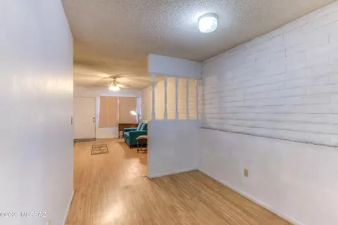 1946 E Hedrick Dr, Tucson, AZ 85719 photo 8
