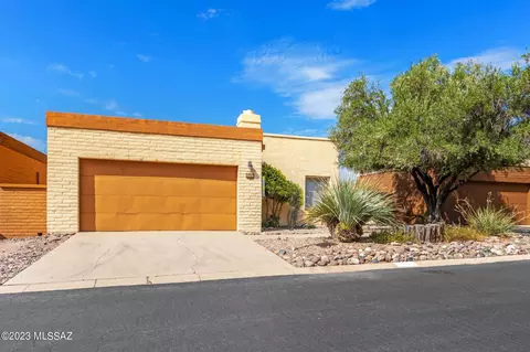 4915 E Water St, Tucson, AZ 85712