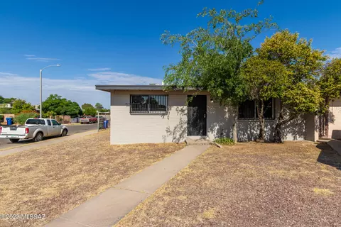 2503 E Parkside Dr, Tucson, AZ 85713