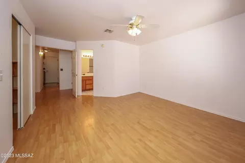 8901 E Apache Well Pl, Tucson, AZ 85730 photo 10