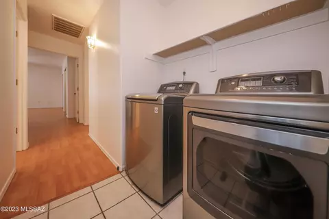 8901 E Apache Well Pl, Tucson, AZ 85730 photo 18