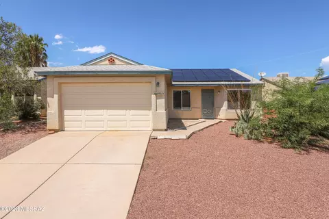 8901 E Apache Well Pl, Tucson, AZ 85730 photo 1