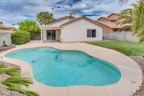 7035 W Avondale Pl, Tucson, AZ 85743