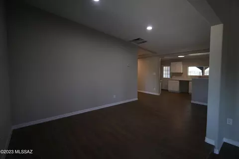 5751 E 28th St, Tucson, AZ 85711 photo 3