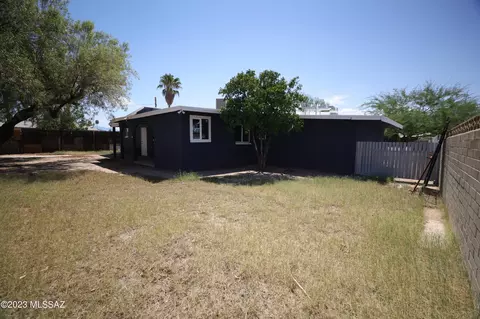 5751 E 28th St, Tucson, AZ 85711 photo 23