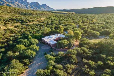 5190 E Golder Ranch Dr, Tucson, AZ 85739