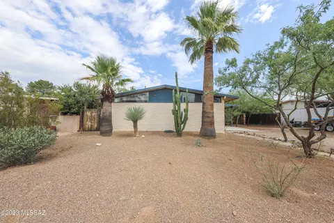 3735 E 27th St, Tucson, AZ 85713