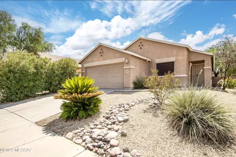 3970 E Isaiah Dr, Tucson, AZ 85706