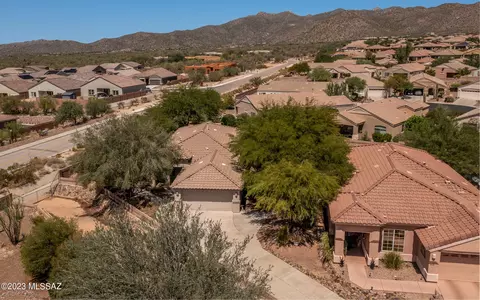 5389 W Winding Desert Dr, Marana, AZ 85658