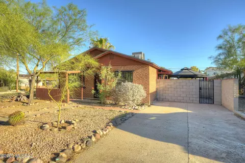 1301 E Lee St, Tucson, AZ 85719 photo 17