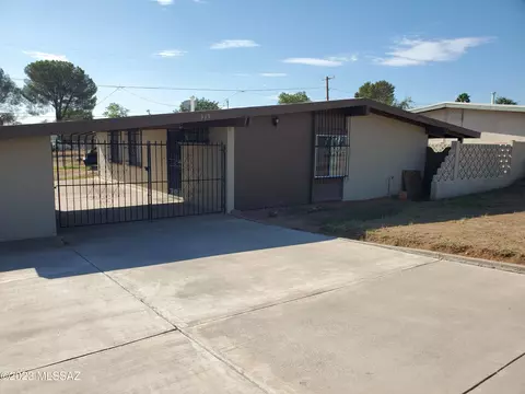 919 W 5th Ave, San Manuel, AZ 85631