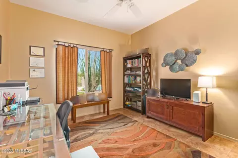 10657 E Barclay Park Loop, Tucson, AZ 85748 photo 23