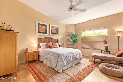 10657 E Barclay Park Loop, Tucson, AZ 85748 photo 14