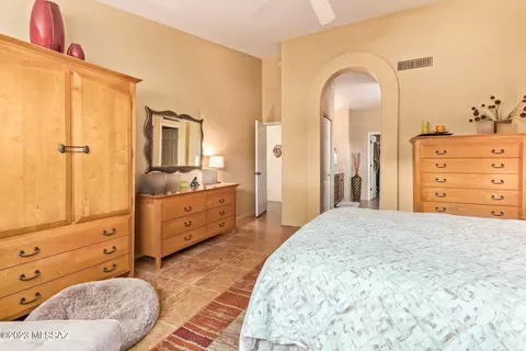 10657 E Barclay Park Loop, Tucson, AZ 85748 photo 15
