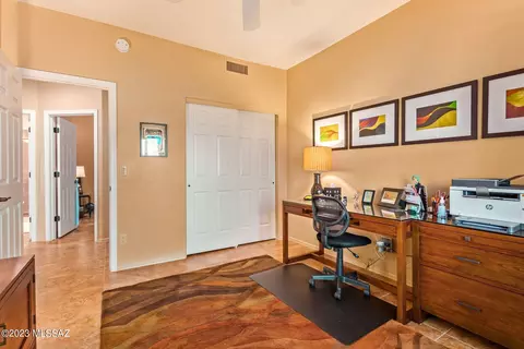 10657 E Barclay Park Loop, Tucson, AZ 85748 photo 24