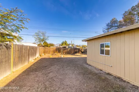 4541 E 32nd St, Tucson, AZ 85711 photo 32