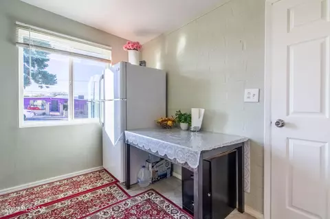 4541 E 32nd St, Tucson, AZ 85711 photo 7