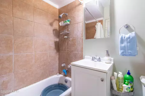 4541 E 32nd St, Tucson, AZ 85711 photo 17