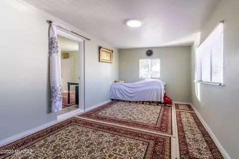 4541 E 32nd St, Tucson, AZ 85711 photo 9