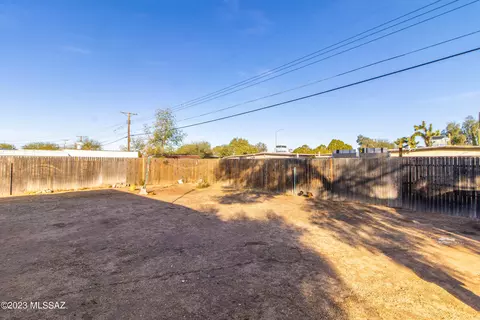 4541 E 32nd St, Tucson, AZ 85711 photo 28