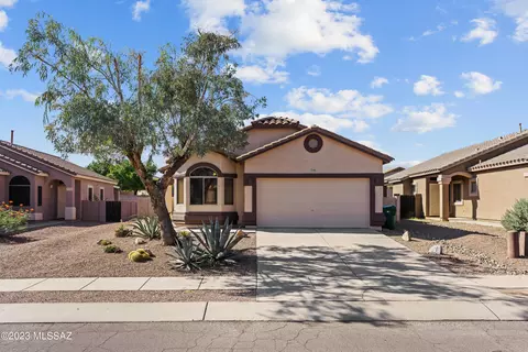 246 E Via Teresita, Sahuarita, AZ 85629