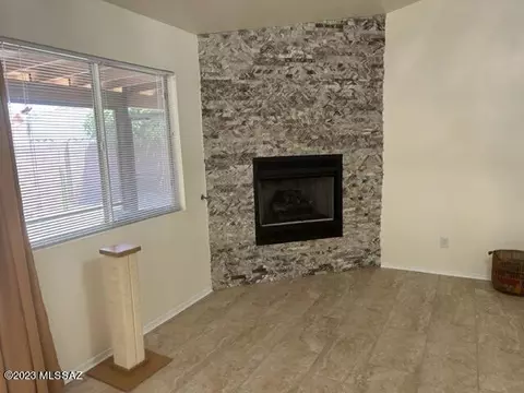 9779 E Paseo San Ardo, Tucson, AZ 85747 photo 3