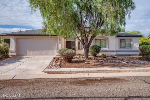 6282 W Royal Fern Dr, Tucson, AZ 85757