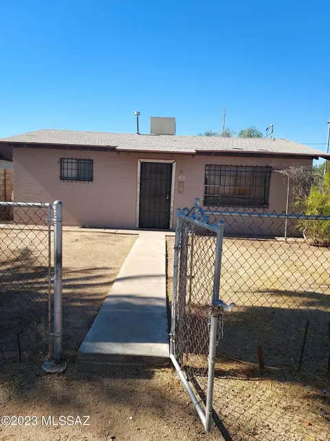 319 W 9th St, Eloy, AZ 85131